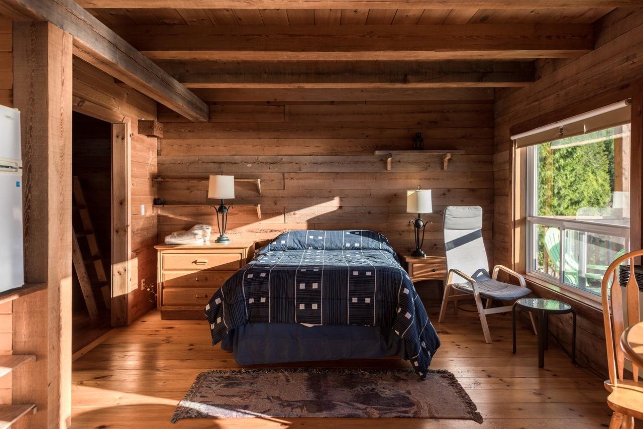 Homfray Lodge Desolation Sound Екстериор снимка
