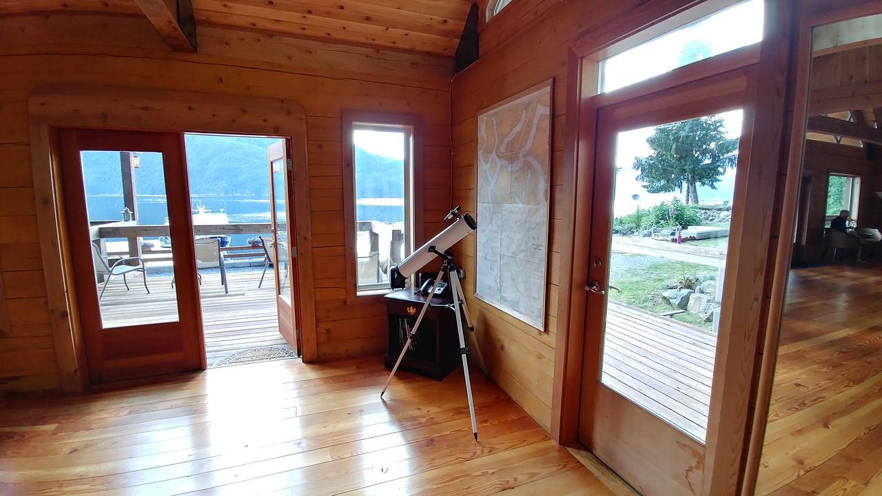 Homfray Lodge Desolation Sound Екстериор снимка