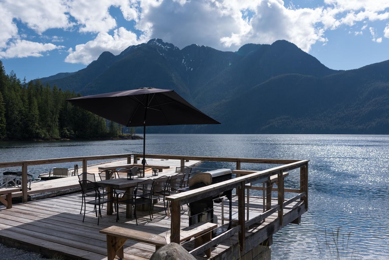 Homfray Lodge Desolation Sound Екстериор снимка