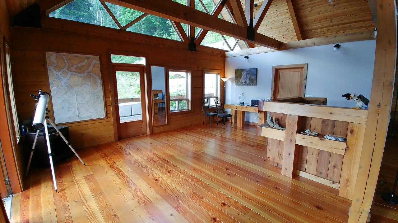 Homfray Lodge Desolation Sound Екстериор снимка