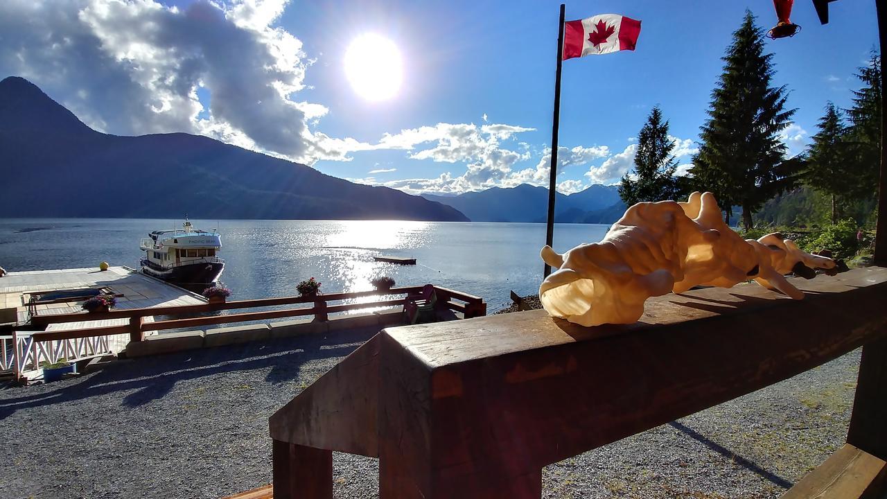 Homfray Lodge Desolation Sound Екстериор снимка